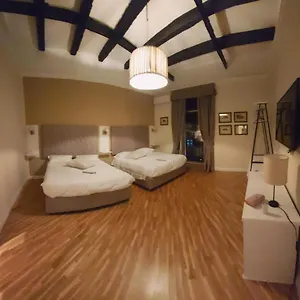 al-capri-suite-napoli.hotels-amalfi.com/
