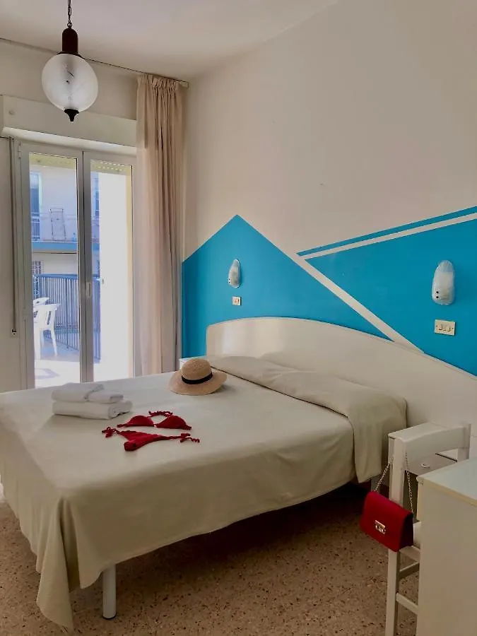 Hotel Serafini リミニ