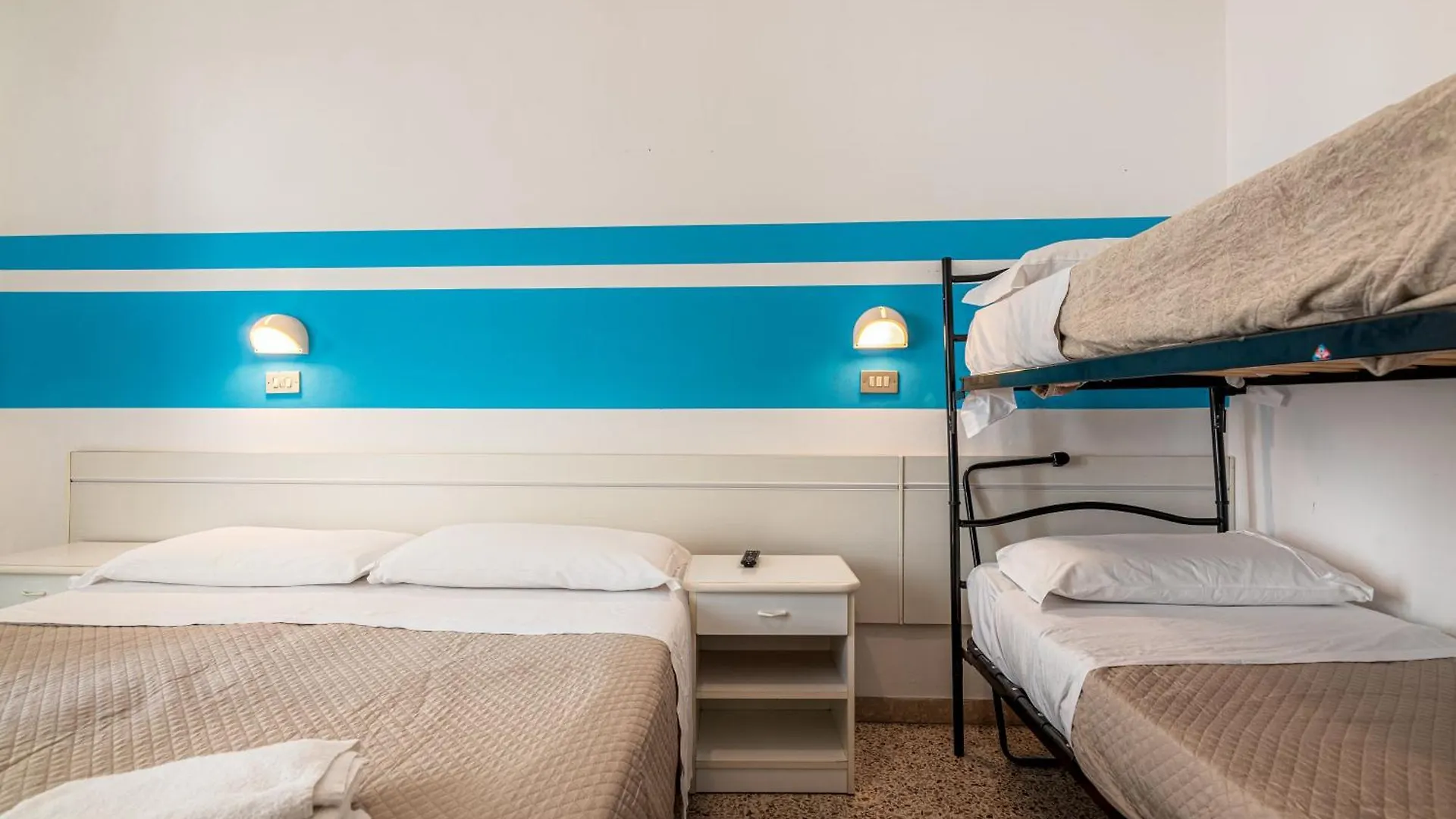 Hotel Serafini リミニ