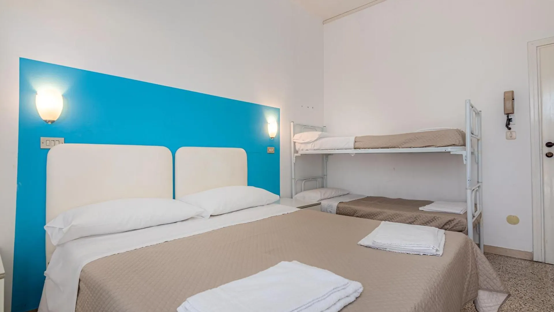 Hotel Serafini リミニ イタリア